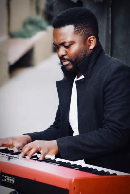 Lukhetho has worked and produced for great names like Joyous Celebration, Ntokozo Mbambo, Judith Sephuma, Khaya Mthethwa, Brenda Mtambo, Mahalia Buchanan, Mkhululi Bhebhe (Zim), Sbusiso Mthembu and more. Lukhetho live at Centre for Jazz and Popular Music